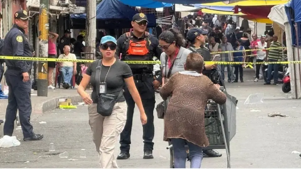 Los primeros reportes indican que el ataque fue directo contra un grupo que se encontraba en la calle / Especial