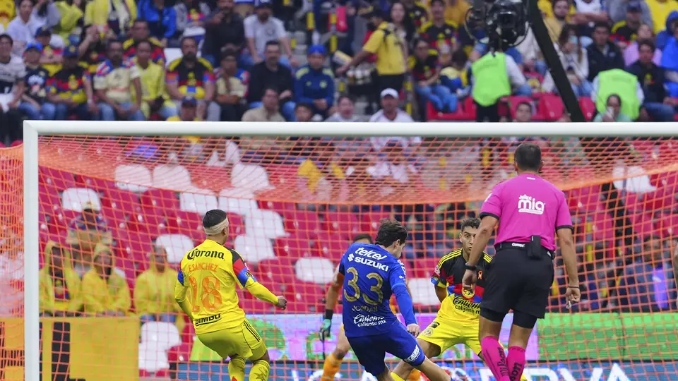 Pumas y América en el partido de Ida | IMAGO7