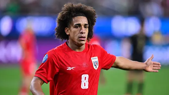 Adalberto Carrasquilla, listo para su debut mundialista con Panamá