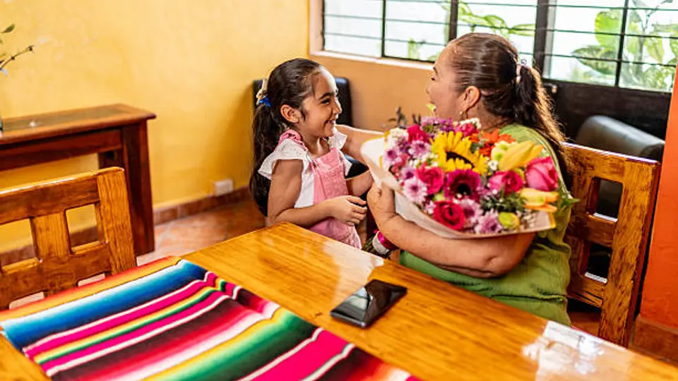 La tradición del Día de las Madres en México tiene raíces religiosas, sociales e históricas. / iStock