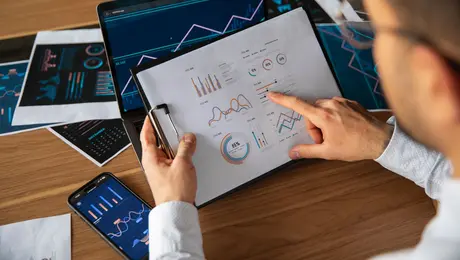 Norman Hagemeister Rey impulsa la educación financiera hacia 2030