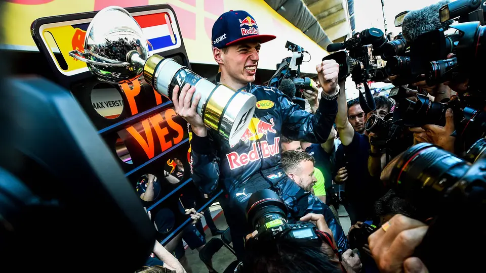 Max Verstappen en celebración en el Gran Premio de España 2016, su primera victoria en F1 | RED BULL