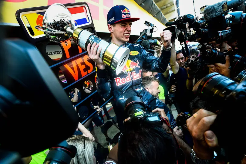 Max Verstappen en celebración en el Gran Premio de España 2016, su primera victoria en F1 | RED BULL