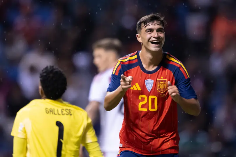 Pedri, jugador del Barcelona y España | IMAGO7