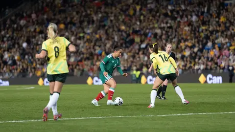 La Selección Mexicana Femenil en su amistoso contra Australia | X: @MiSeleccionFem