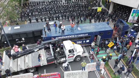 CNTE avanza hacia el Estadio Ciudad de México; SSC implementa operativo antimotines en Tlalpan