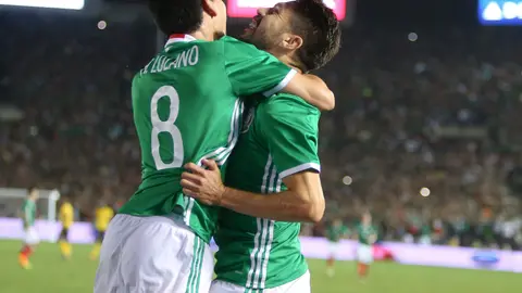 Chucky Lozano y Oribe Peralta, en 2016 | MEXSPORT