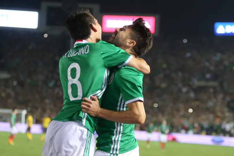 Chucky Lozano y Oribe Peralta, en 2016 | MEXSPORT