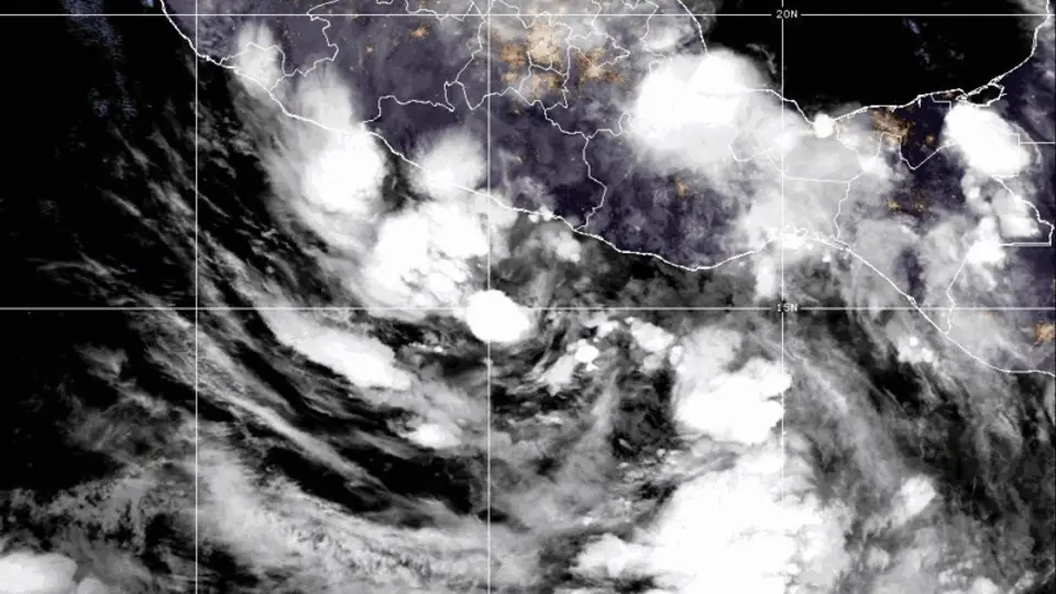 Boris ingresó a territorio nacional con vientos sostenidos de 65 km/h y rachas de hasta 85 km/h. / AP