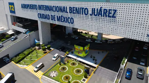Sacavón en las inmediaciones del AICM / @AICM_mx