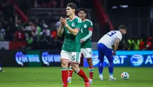 ¿Sin lateral derecho definido? Israel Reyes espera ser el titular en la inauguración del Mundial