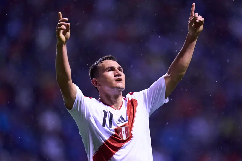 Jairo Vélez, jugador de Perú | MEXSPORT