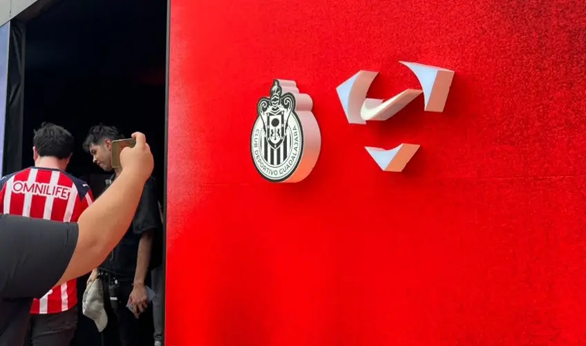 Chivas organizó un evento junto con Nike para presentar su nuevo jersey | ALFREDO OLIVARES