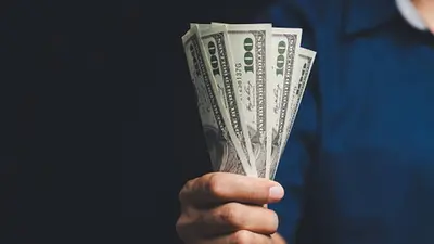 Precio del dólar hoy 10 de agosto: el peso gana terreno contra la divisa estadounidense