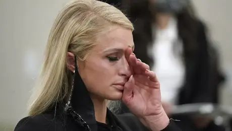 Paris Hilton celebra cierre del internado donde denunció abusos en su adolescencia