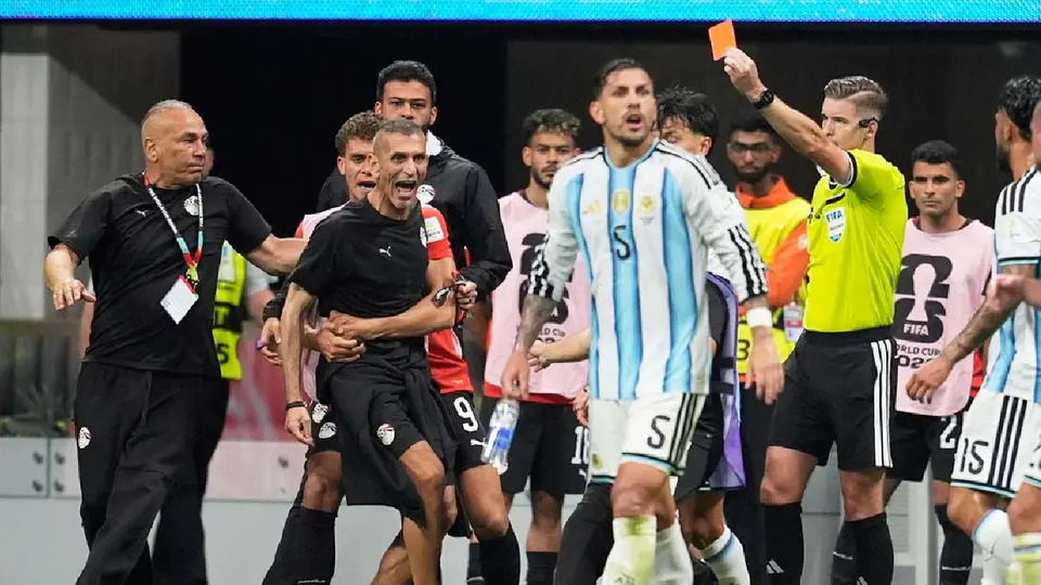 Arbitro, François Letexier en el juego Argentina vs Egipto Mundial 2026 | AP