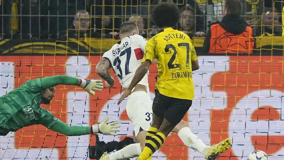 Karim Adeyemi, jugador del Borrussia Dortmund | AP