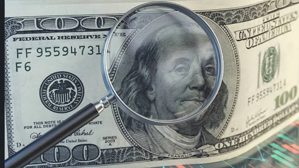 La cotización del dólar influye en operaciones financieras, importaciones, viajes y pagos internacionales. / iStock