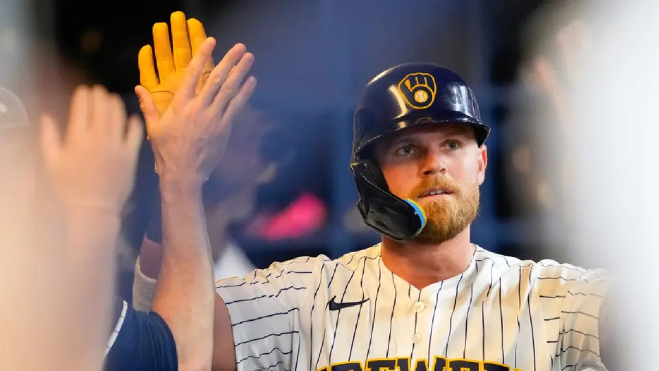 Milwaukee Brewers | AP