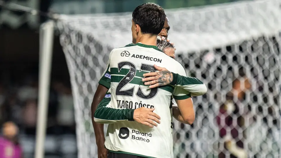 Tiago Coser anotó uno de los goles del partido | IG: @coritiba