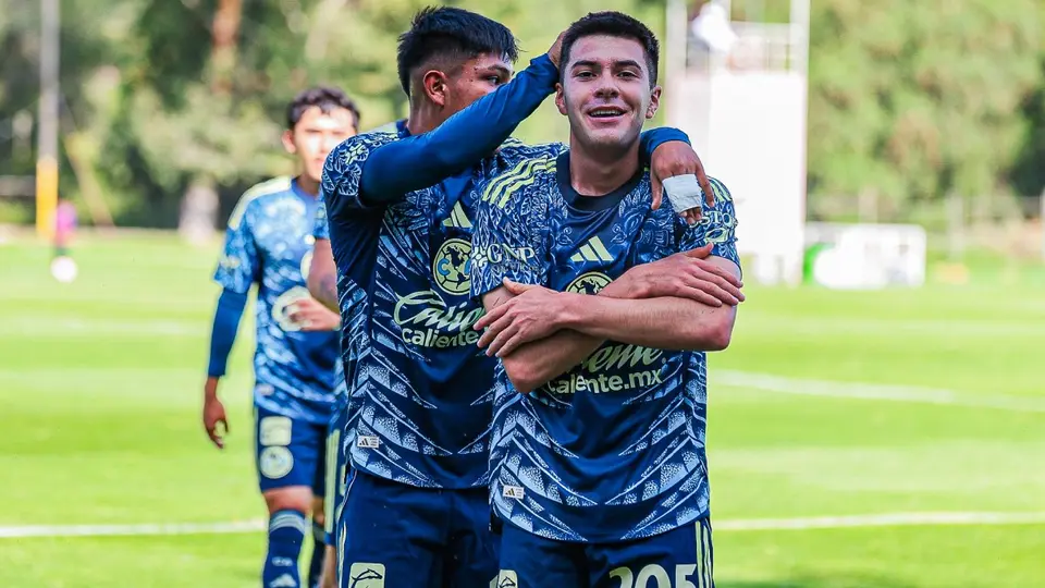 Diego Reyes con América en la Liga MX | IMAGO 7