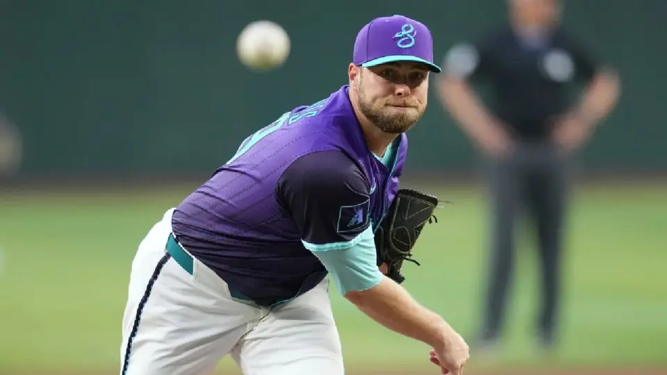 Corbin Burnes con Arizona| AP