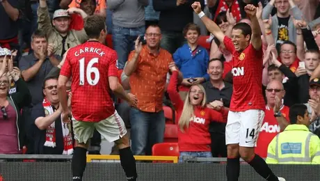 "¿Cómo vas a criticarlo?": Chicharito cuestiona a leyendas del United por ataques a Michael Carrick