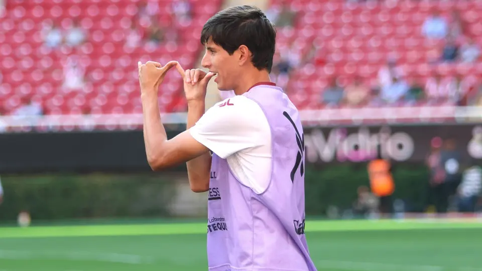 Exjugador de Chivas arremete contra Jürgen Damm y lo llama resentido