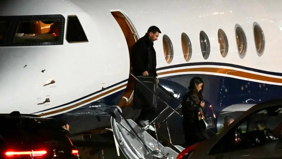 Lionel Messi, en su llegada a Argentina | AFP