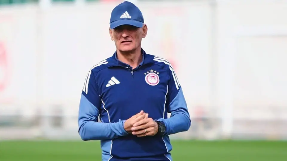 José Luis Mendilibar, ex entrenador del Olympiacos | x:@olympiacosfc