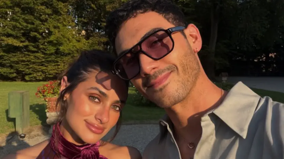 Renata Notni y Alejandro Speitzer coincidieron en Italia y sus fotografías juntos desataron rumores entre sus seguidores. / IG