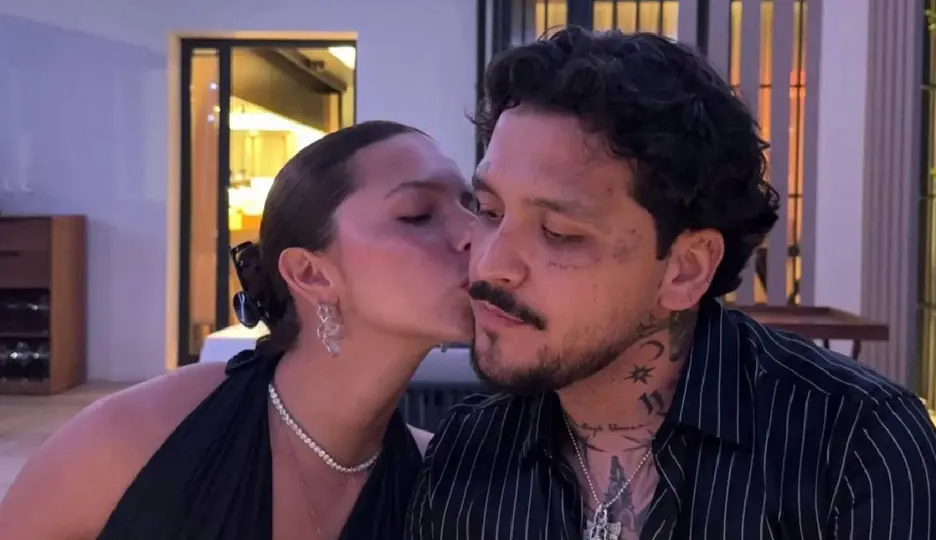 La pareja del regional mexicano planea casarse en Zacatecas el próximo año / @angela_aguilar