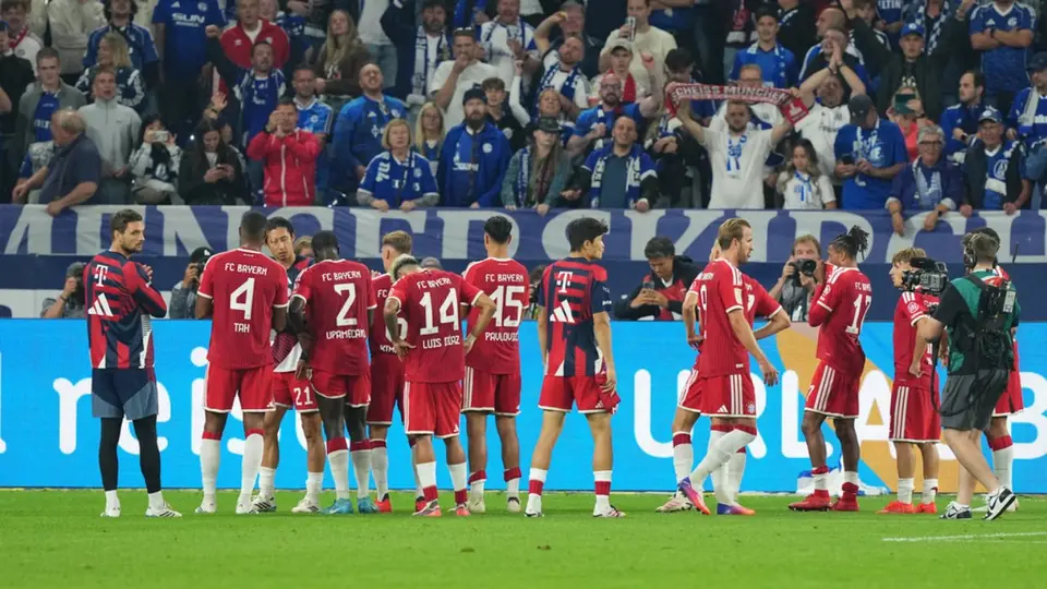 Jugadores de Bayern Munich en lamento en la Bundesliga | AP