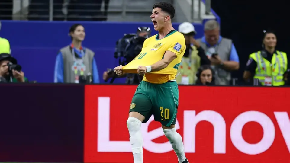 Cristian Volpato en festejo con la Selección de Australia | MEXSPORT