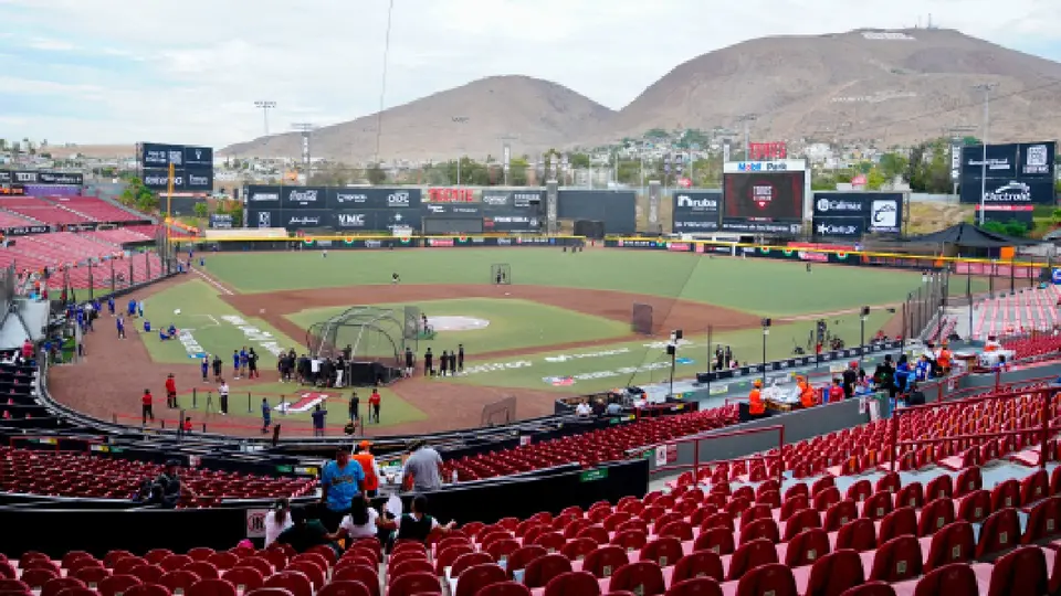 Toros Mobil Park, casa de los Toros de Tijuana, previo a la Serie del Rey | IMAGO7