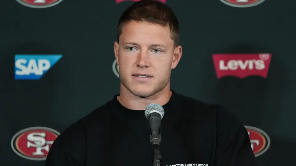 Christian McCaffrey en un conferencia de prensa previo al partido en Australia | AP