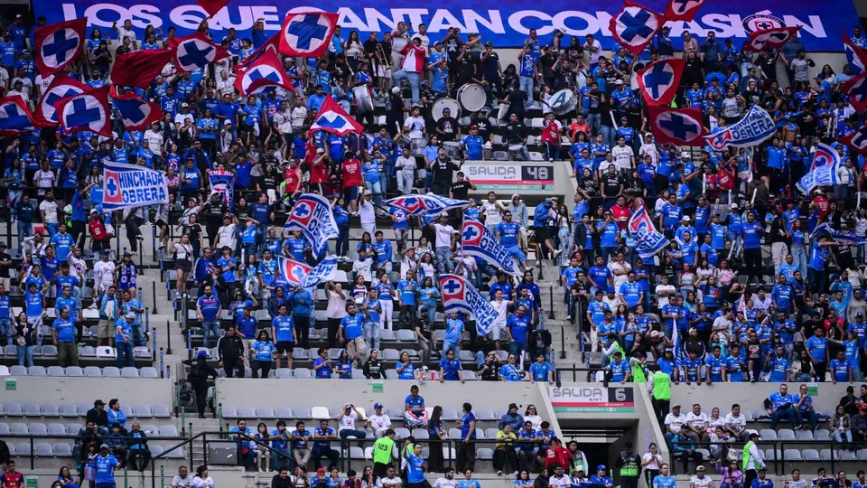 Afición de Cruz Azul en el Estadio Azteca | IMAGO 7