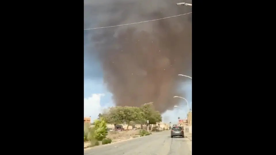 El fenómeno comenzó cuando dos trombas marinas se formaron frente al puerto de Marsala / Especial