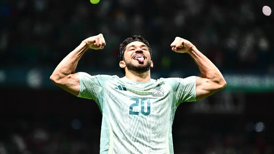 Henry Martín celebrando celebrando gol en la Nations League | MEXSPORT