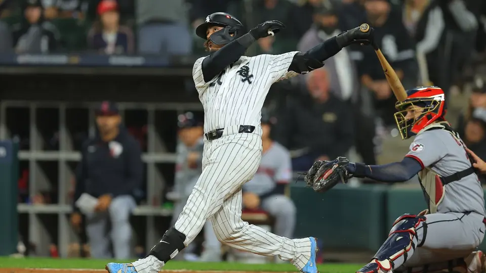 Miguel Vargas en el partido de los White Sox contra los Guardians | AP
