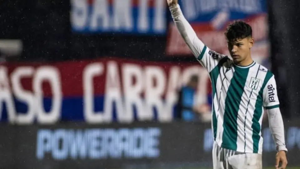 Espinosa es nuevo jugador de América | IG: @thiagoo_814