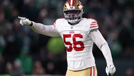 El liniero defensivo de los 49ers, Keion White, se somete a cirugía tras ser baleado en el tobillo