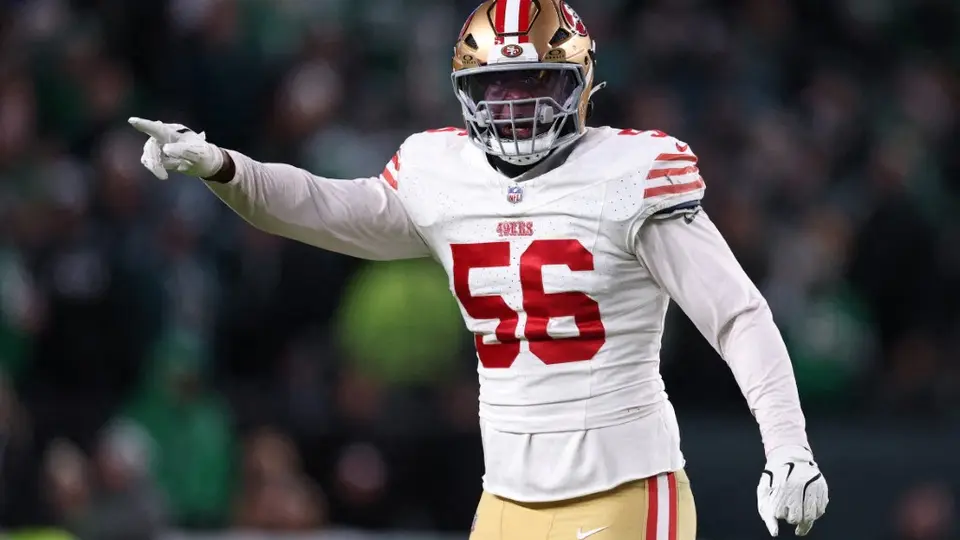 El liniero defensivo de los 49ers, Keion White, se somete a cirugía tras ser baleado en el tobillo