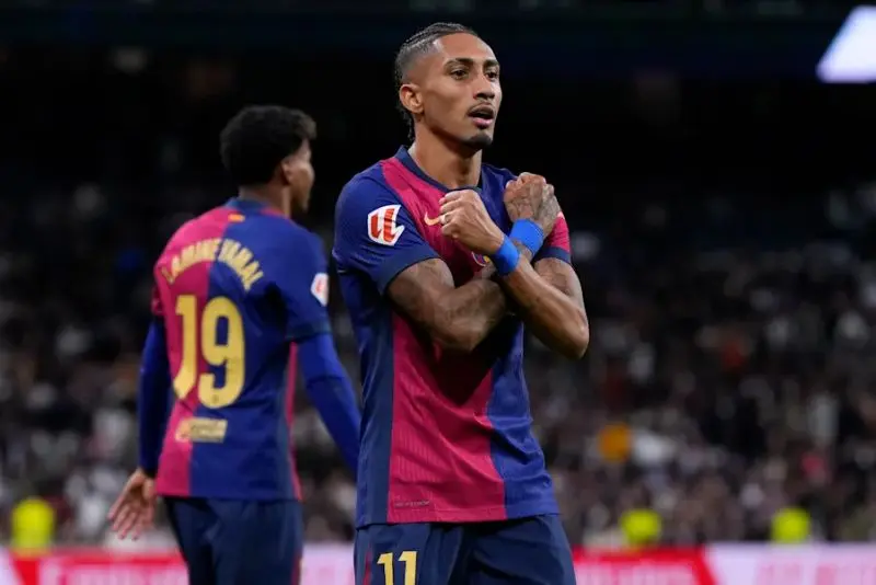 Raphinha es duda para las semifinales contra el Atlético de Madrid | AP