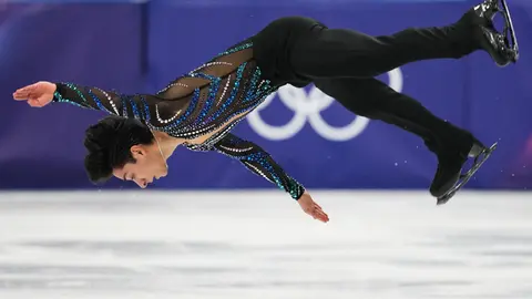 Carrillo en la pista de hielo l AP