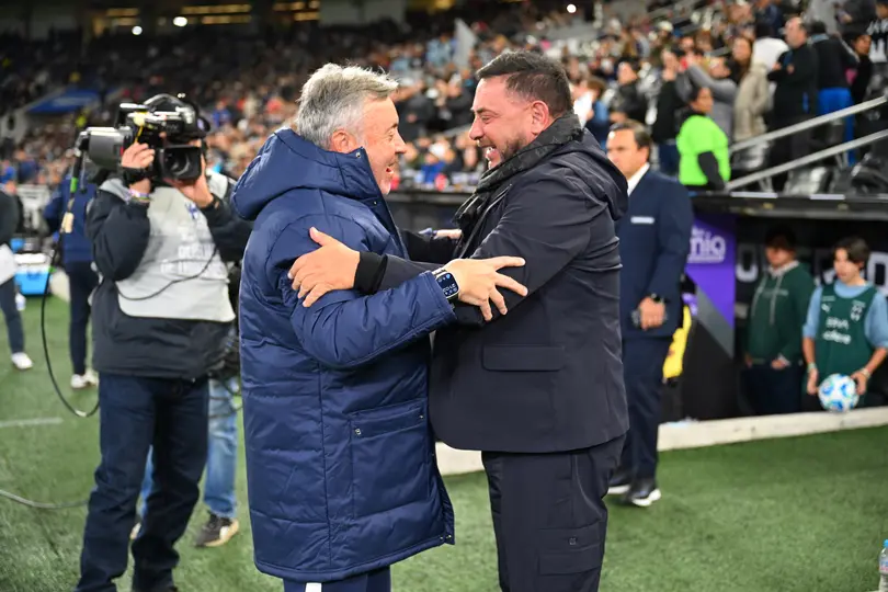 Doménec Torrent y Antonio Mohamed en la Jornada 1 del Clausura 2026 de la Liga MX | IMAGO 7