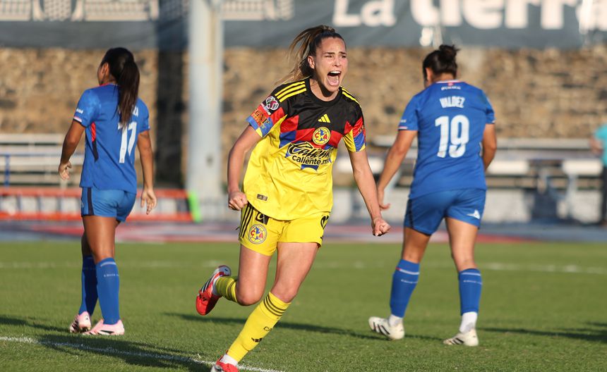 Irene Guerrero celebra su gol ante Cruz Azul en la Jornada 8 del Clausura 2026 | IMAGO 7