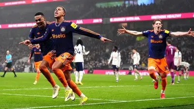 Tottenham Hotspur cae en casa ante Newcastle y coquetea con los puestos de descenso