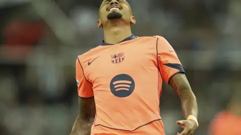 Raphinha es duda para las semifinales contra el Atlético de Madrid | AP