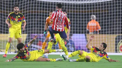 Clásico Nacional: ¿Quién es favorito para el Chivas vs América de acuerdo con Caliente?